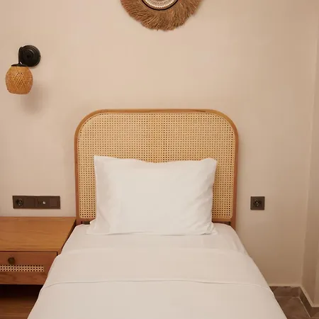 Castelle * מרמריס